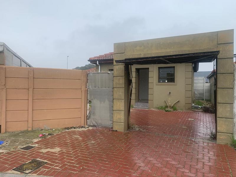 2 Bedroom Property for Sale in Westridge Western Cape